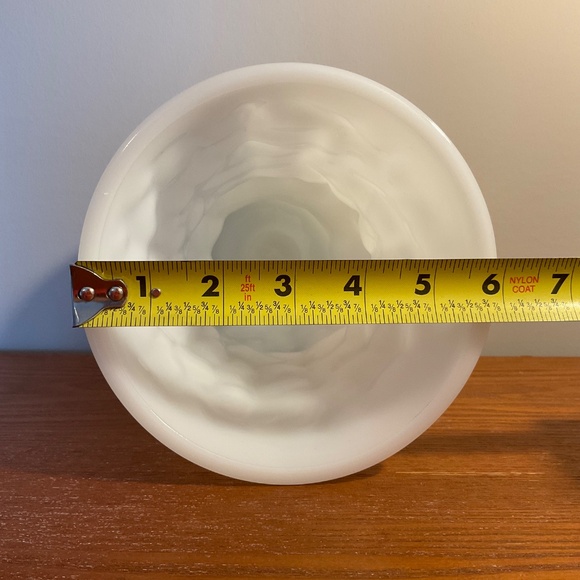 Vintage E.O. Brody Company Milk Glass - Crinkle Glass Flower Vase 8” - Picture 15 of 16